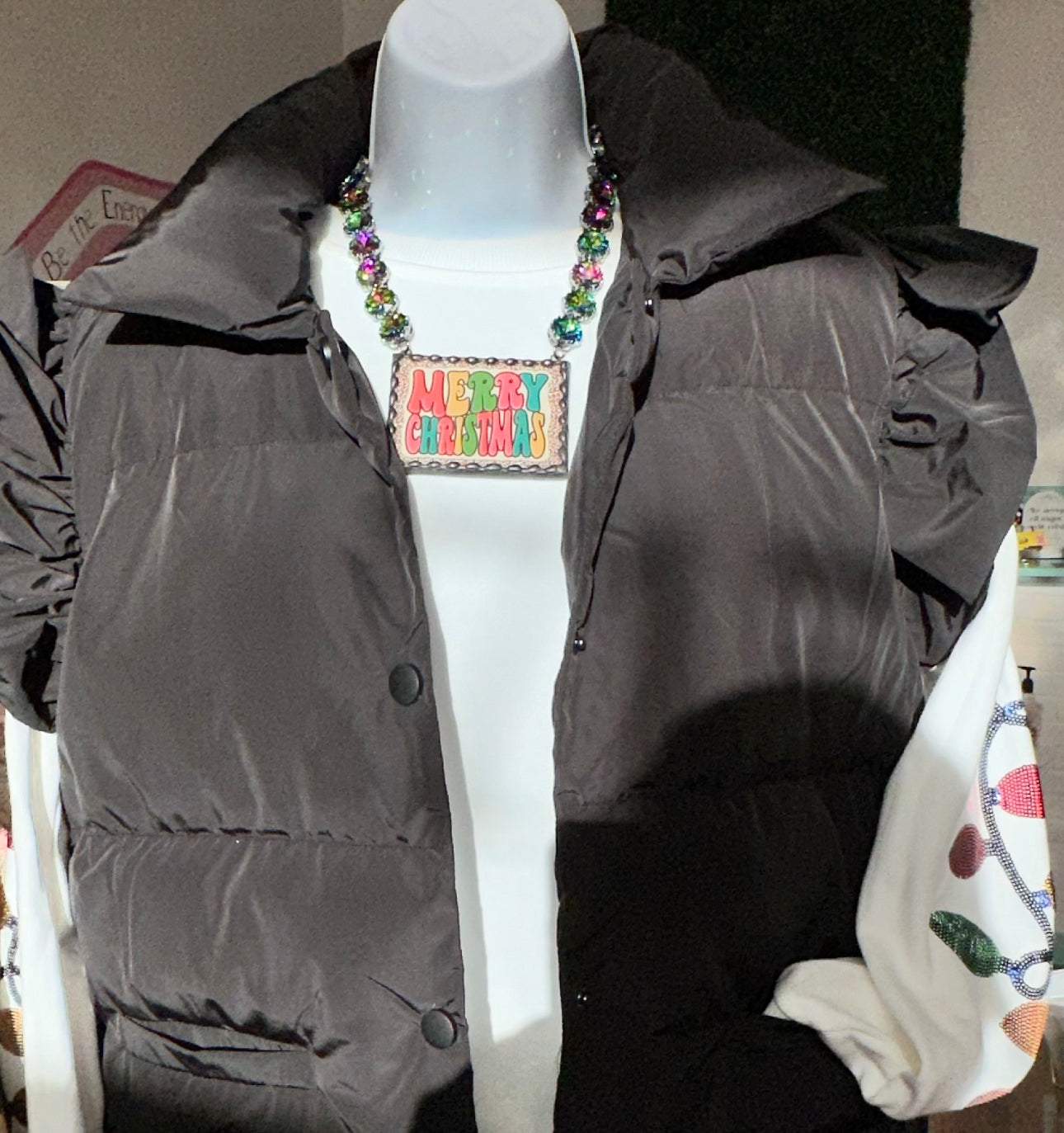 Retro Merry Christmas Necklace