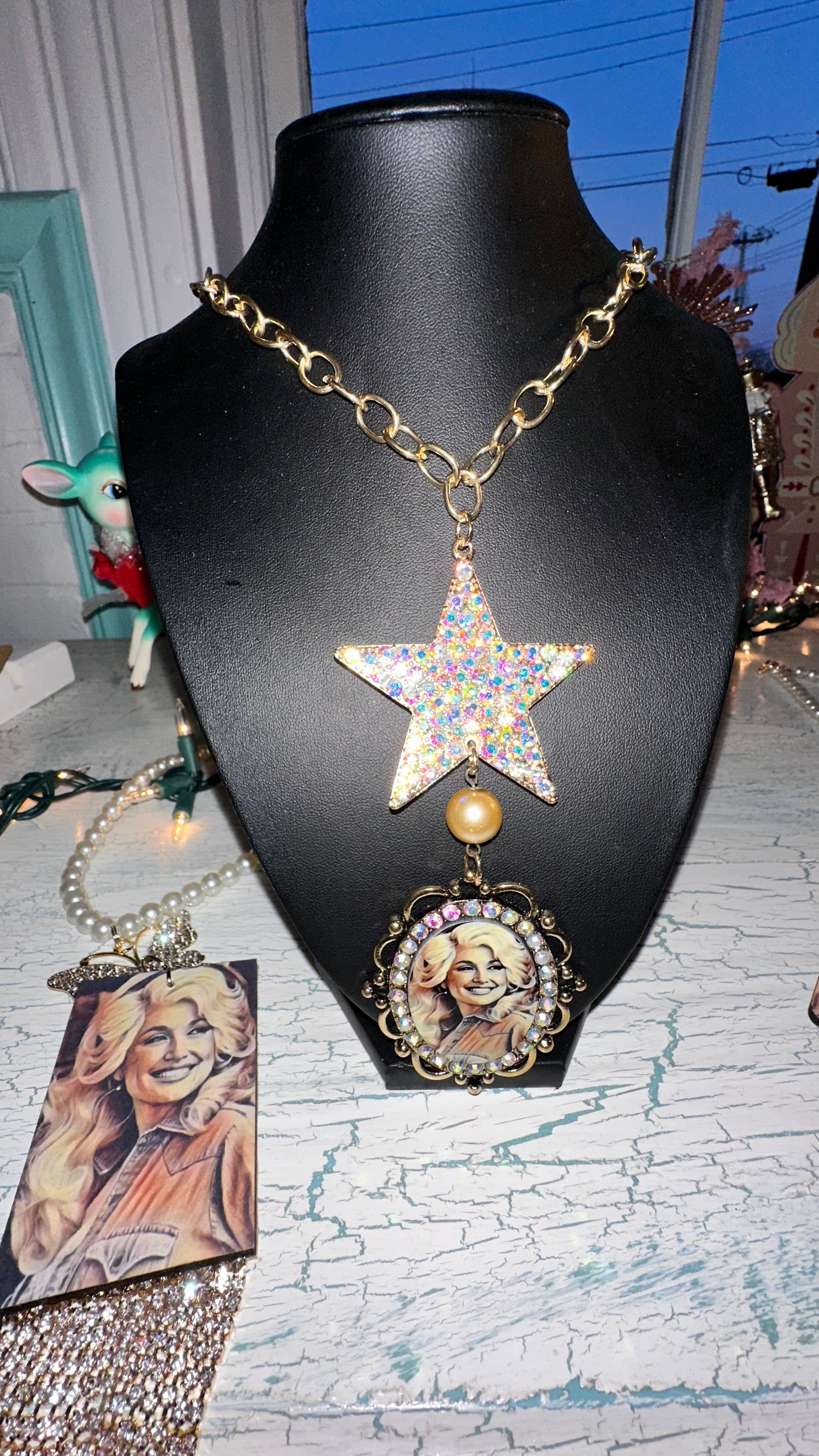 Dolly Star Necklace