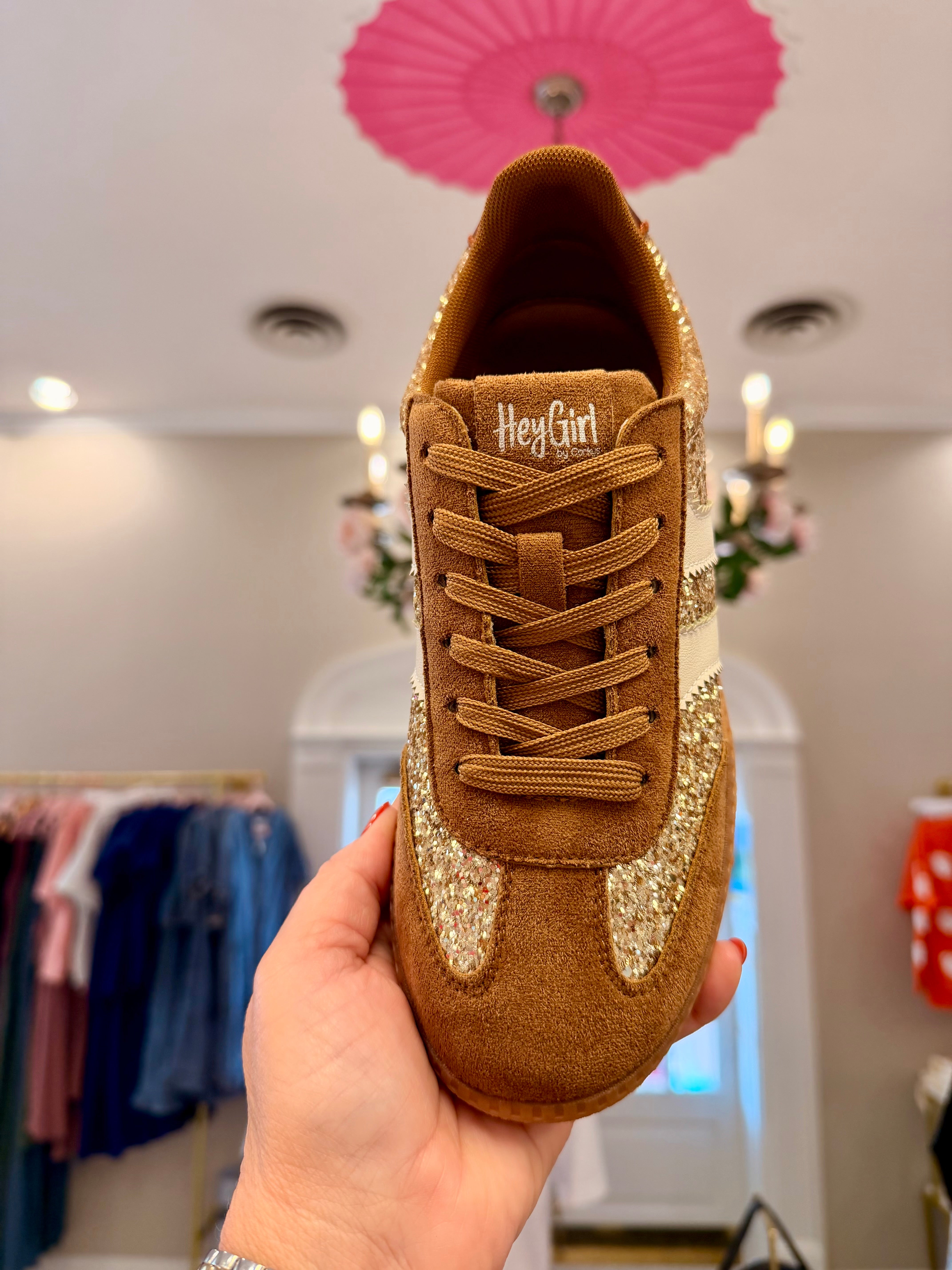 Corkys Heads Up Chestnut Glitter
